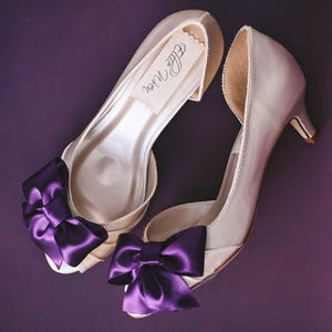 Ivory Shoes for Bride, Simple Bridal Shoes, Custom Wedding Shoes, Bow Shoes for Bride, Eggplant Bow Shoes, Low Heel Wedding Heels