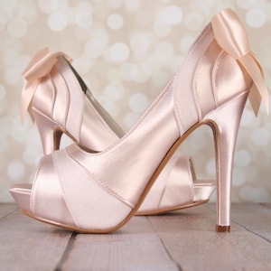 Chaussures de mariage fard à joues, chaussures Peep Toe plate-forme, accessoires de mariée Blush, chaussures de mariage Bow, chaussures en satin et en mousseline de soie, chaussures de mariage personnalisées