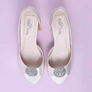 Block Heel Bridal Shoes, Ivory Wedding Shoes, Low Heel Bridal Heels, Vintage Bride Shoes, Custom Wedding Shoes, Ivory Bride Shoes