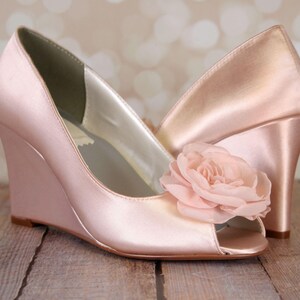 Blush Wedge
