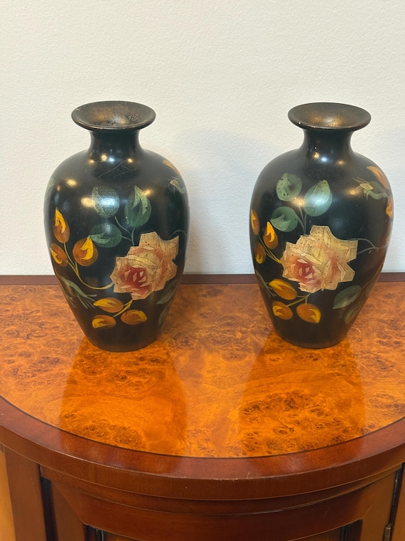 Pair of Brentleigh Ware Hand-Decorated Vases, England, Mid 20th Century