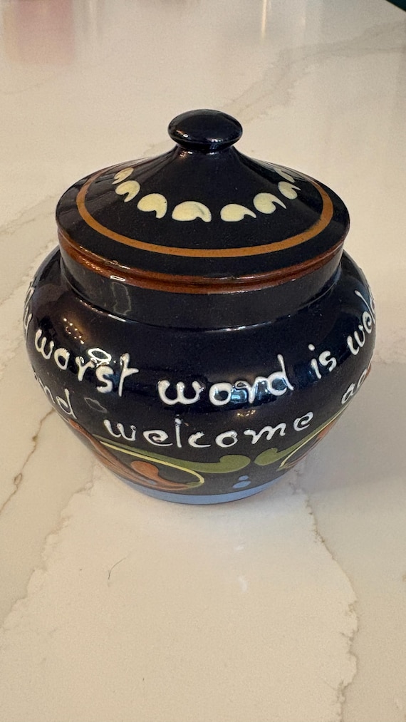 Longpark Torquay Motto Ware Covered Candy Jar, Devon England, circa 1930s-1950s