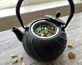 Elegant Matte Black Cast Iron Tetsubin Teapot – Swirl Design