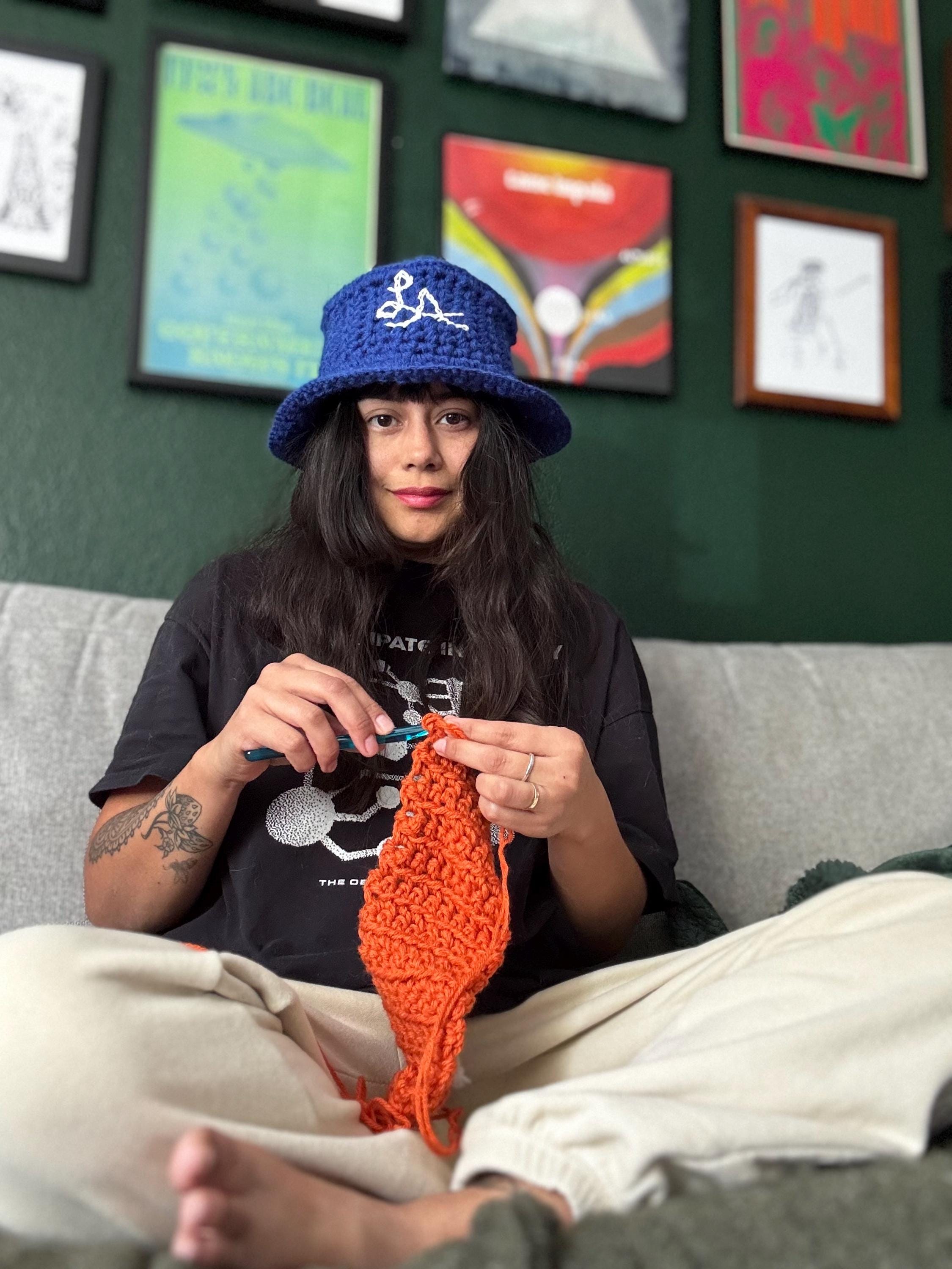 Crochet Dodgers Bucket Hat - Etsy display picture 2