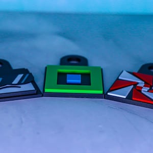 Personalisierter Geometry Dash Würfel-Schlüsselanhänger oder Magnet – 3D-gedrucktes Symbol (62 mm) – Das perfekte Geschenk für Gamer Bild 2