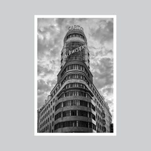 Edificio Capitol | Museum Fine Art Giclée Print | Hot Press Paper