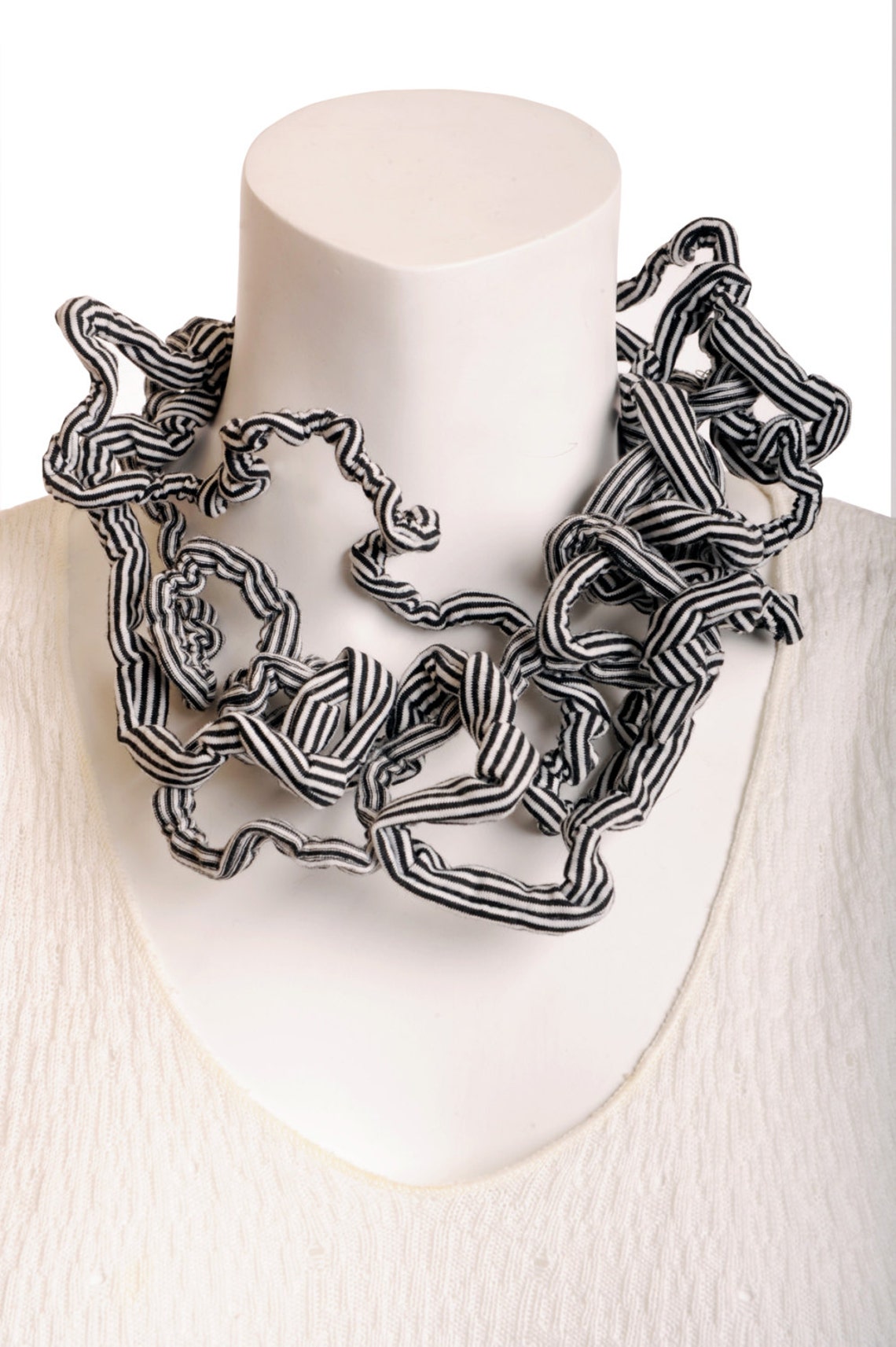 Black and White Necklace, Versatile Necklace, Black and White Strip