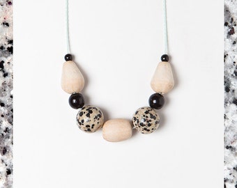 Terrestre 03 necklace by Depeapa