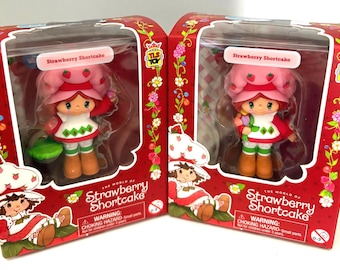 Strawberry Shortcake Cheebee Figurine
