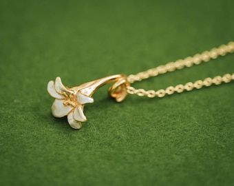 Lily Necklace Japanese Pendant Head Chain Lily Flower