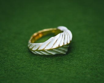 Leaf ring - Classic art nouveau - Japanese - Gold and Silver - hypo-allergenic - gift for her - Bridal jewelry - elegant - Adjustable size