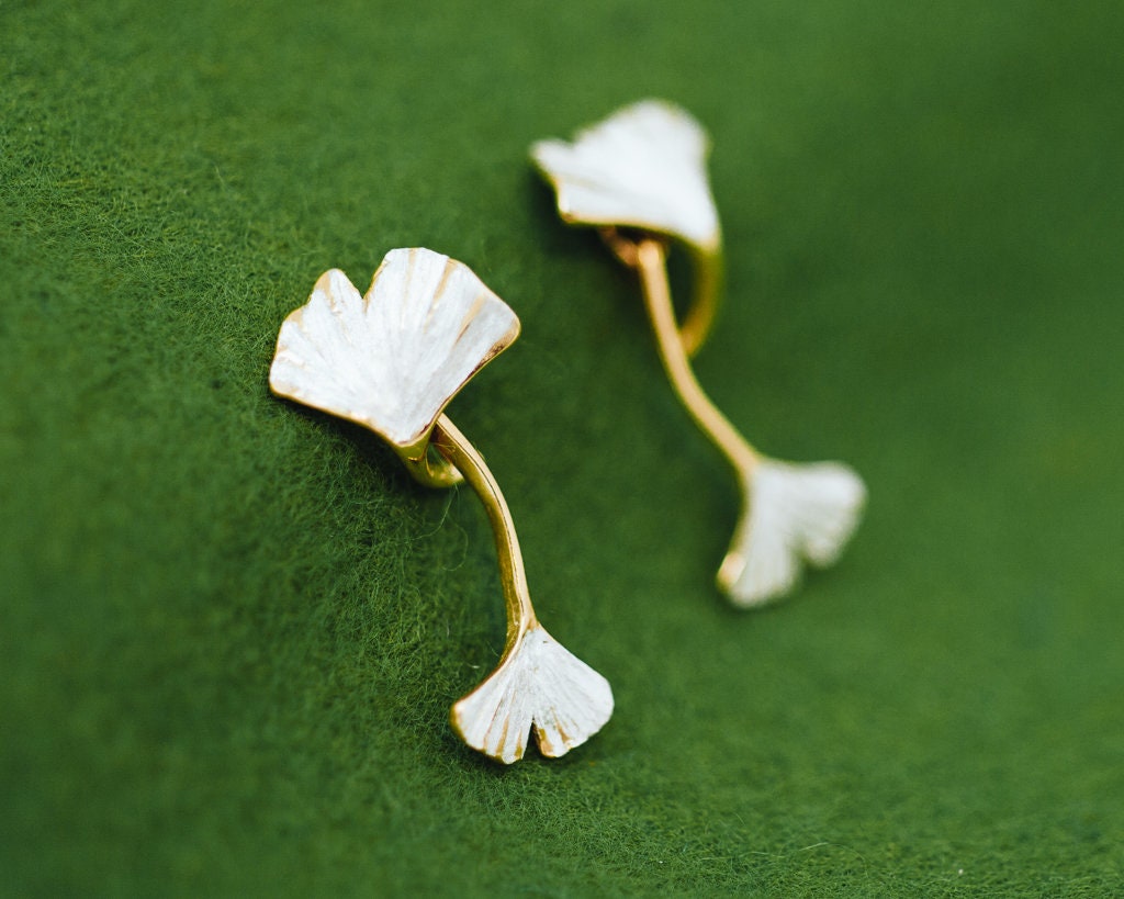 Orecchini in metallo a forma di ventaglio con foglia di Ginkgo per le