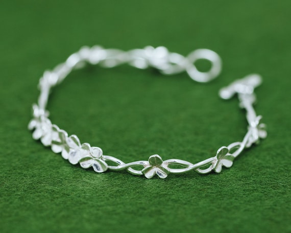 Four Leaf Clover Bracelet - Three Leaf & Four Leaf Clovers