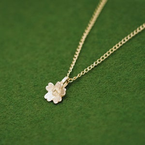 18k Sakura pendant - Cherry blossom - Japanese jewelry - Japanese flower - optional chain - Pendant and chain set - ethical gold