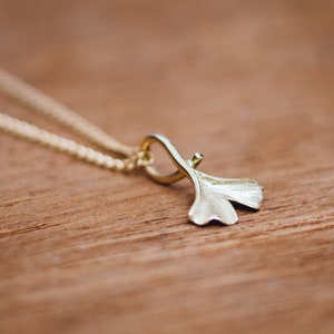 Small 18K Gingko Leaf - Ginkgo - Japanese jewelry - Gingko jewelry - Autumn leaf - Solid gold - ethical gold - sustainable gold