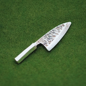 Japanese Kitchen Knife pin brooch - Sushi knife - Statement brooch - unisex pin brooch - Mens brooch - Chef lapel pin - Japanese knife