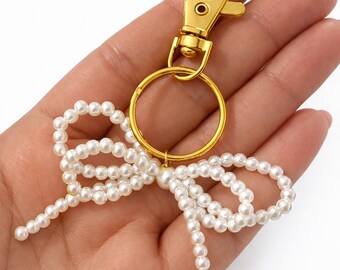 Pearl Bow Keychain – Elegant Gift for Her, Anniversary Gift, Bridal Shower Favor, Valentine’s Day Present