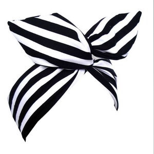 Black & White Candy Striped Wired Headband image 2