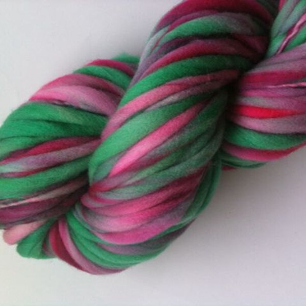 ROSE GARDEN handspun Merino thick and thin yarn 60 yds