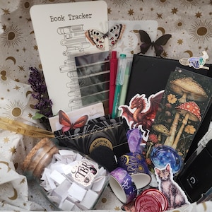 Witchy Reader Gift Set | Curated Cottagecore Book Lover Collection | Dark Academia Reading Accessories | Magical Reader Gift imagem 5