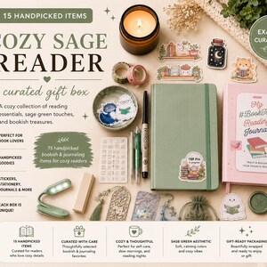 Puede incluir: Un set de regalo curado que incluye un diario verde salvia, un diario de lectura rosa My BookTok, una vela, bol&iacute;grafos, pegatinas, una peque&ntilde;a luz de lectura, un sello de cera y marcap&aacute;ginas. La colecci&oacute;n contiene quince art&iacute;culos de papeler&iacute;a.