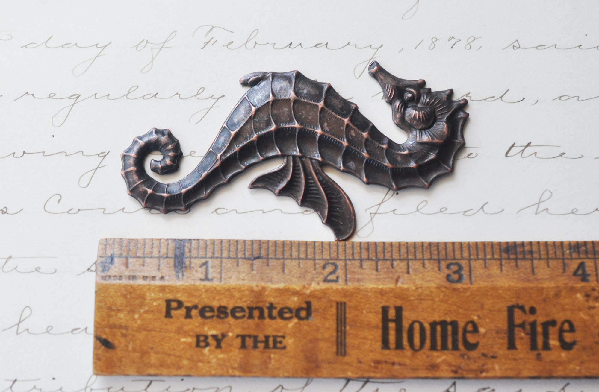 画像 Brass Seahorse, Machinist Patina, 74mm X 37mm, Lead and Nickel