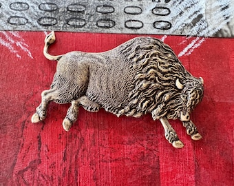 Estampado de latón de búfalo corriendo, buey de latón