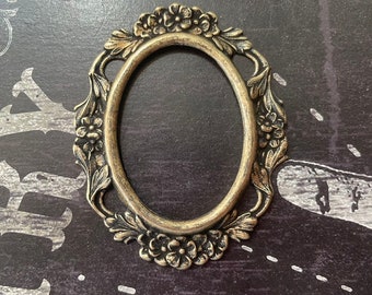 Open Cameo Setting, 40 X 30mm with gaps, Brass Ox