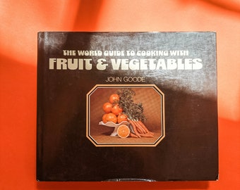 Le guide du monde de la cuisine avec des fruits et des légumes Vtg book