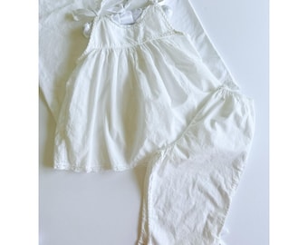 Strausburg two piece white 3T