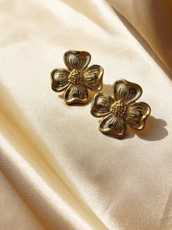 vintage brass floral earrings