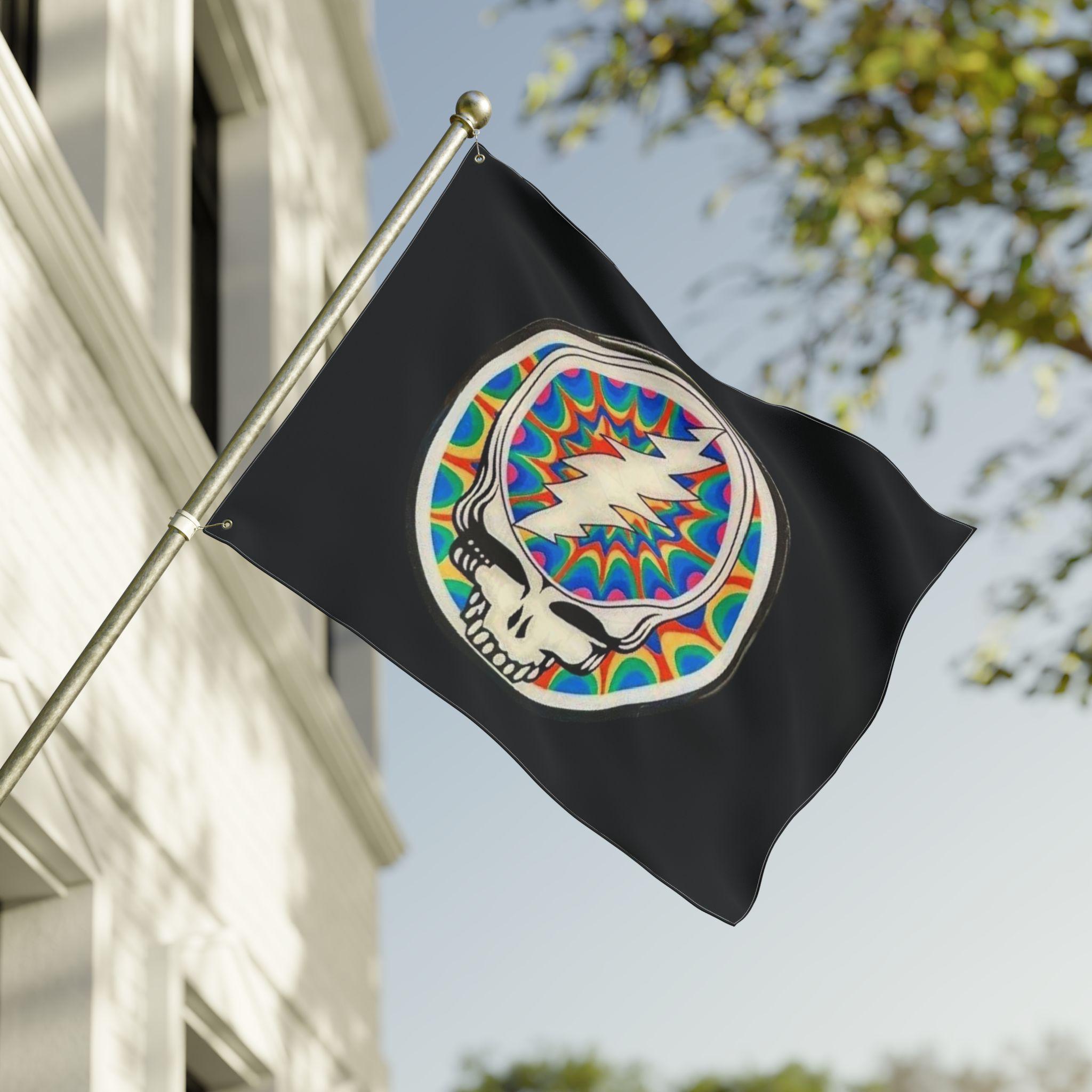 thumbnail image 2 of Grateful Dead Dancing Bear Masters Flag Visor – Sporttek Golf Hat – Dark Green One Size 2 of 4