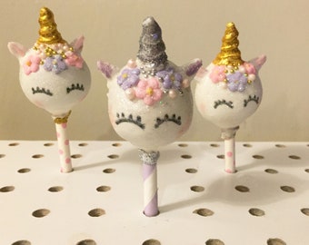 UNICORN CAKE POPS