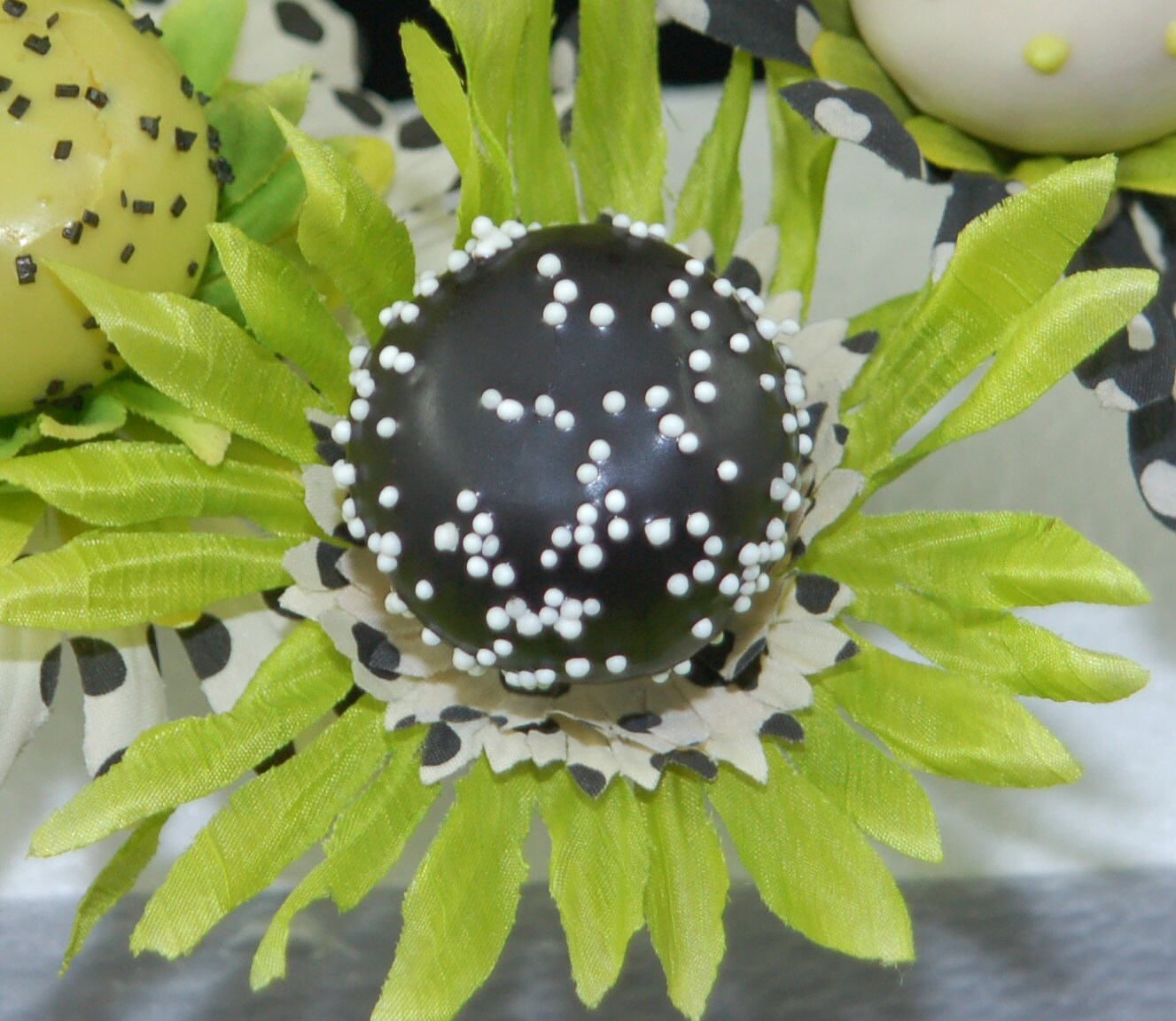 FLOWER CAKE POPS Edible Flower Arrangements Custom Made With Etsy