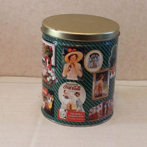 Vintage Coca-Cola Metal Tin with Lid – Collectible Advertising Tin