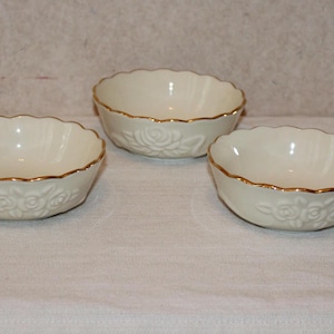 Lenox Rose Blossom Nut Candy Bowls - Set of 3 - Ivory with Gold Trim