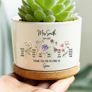 Vaso per piante personalizzato per insegnanti, "Grazie per averci aiutato a crescere", oggetto da scrivania in ceramica, regalo per l'insegnante, regalo di ringraziamento di fine trimestre.