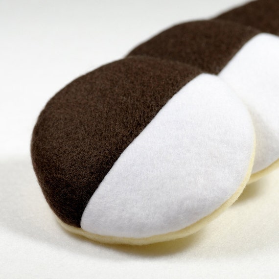 cookie cat toy