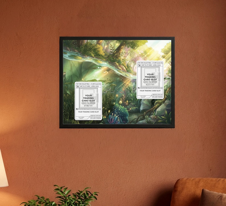 Puede incluir: Obra de arte enmarcada que representa un paisaje de fantas&iacute;a vibrante con exuberante vegetaci&oacute;n, un arroyo y la luz del sol filtr&aacute;ndose a trav&eacute;s de los &aacute;rboles. Dos ranuras para tarjetas coleccionables son visibles, con el texto: "YOUR TRADING CARD SLOT CARD NUMBER #196/191" y "YOUR TRADING CARD SLOT CARD NUMBER #237/191".
