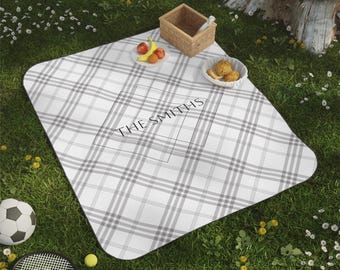 Manta de picnic para exteriores personalizable con nombre familiar / Impermeable / Blanco y negro