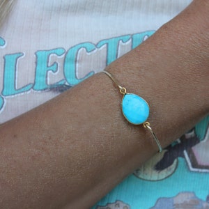 14k Gold filled Turquoise bracelet, hammered Turquoise bangle, Turquoise bracelet gold - December birthstone