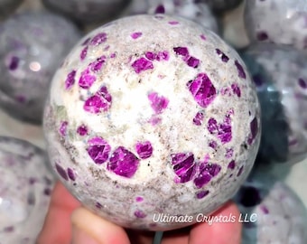 Esfera de riolita rubí: Bola de cristal rubí