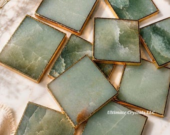 Juego de posavasos de aventurina verde: posavasos de piedra natural hechos a mano, borde chapado en oro, posavasos cuadrados para bebidas.
