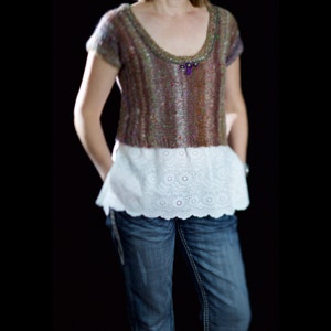 Cropped sweater vest t-shirt short sleeve hand knitted from Noro Mossa yarn size Small-Medium