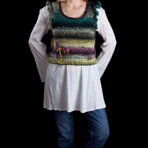 Short sweater vest Noro Iro wool silk yarn with alpaca felted flowers handmade, size Small/Medium