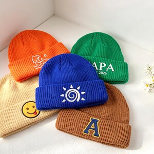 Gorro de invierno bordado personalizado con logotipo/texto 3D personalizado. Gorros clásicos para adultos. Gorros de invierno cálidos. Gorro personalizado.