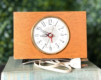 Vintage Session Woods Electric Mantel Clock | Mid-Century Modern Desk Alarm Clock