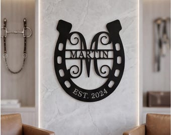 Decorazioni in stile rustico, monogramma personalizzato a ferro di cavallo, insegna personalizzata per fattoria, decorazione murale in metallo, regalo rustico per l'inaugurazione di una nuova casa