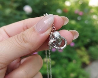 Dr. STONE Inspired Necklace - Triple Interlocking Ring Pendant - Stone Texture Jewelry