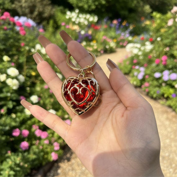 Heart Container Keychain: 3.5cm Zinc Alloy Charm | The Legend of Zelda